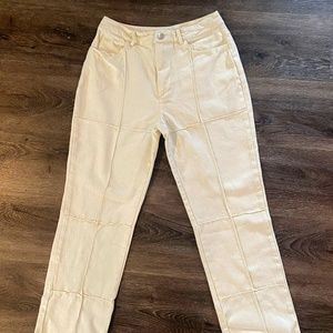 Cream colored pants with pattern